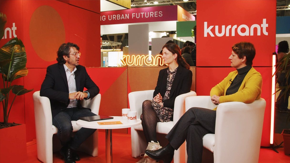 A Smart City Project: From Conception to Deployment (English and French Captions)