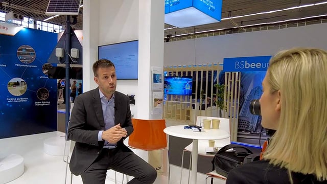 Kurrant reporter Diana Blass interviewing Alexandre Rouxel from Lacroix City about V2X solutions at Intertraffic Amsterdam