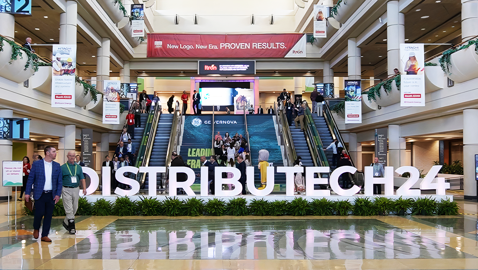 Kurrant coverage of DistribuTECH 2024 with the logo of the event in the event hall lobby.