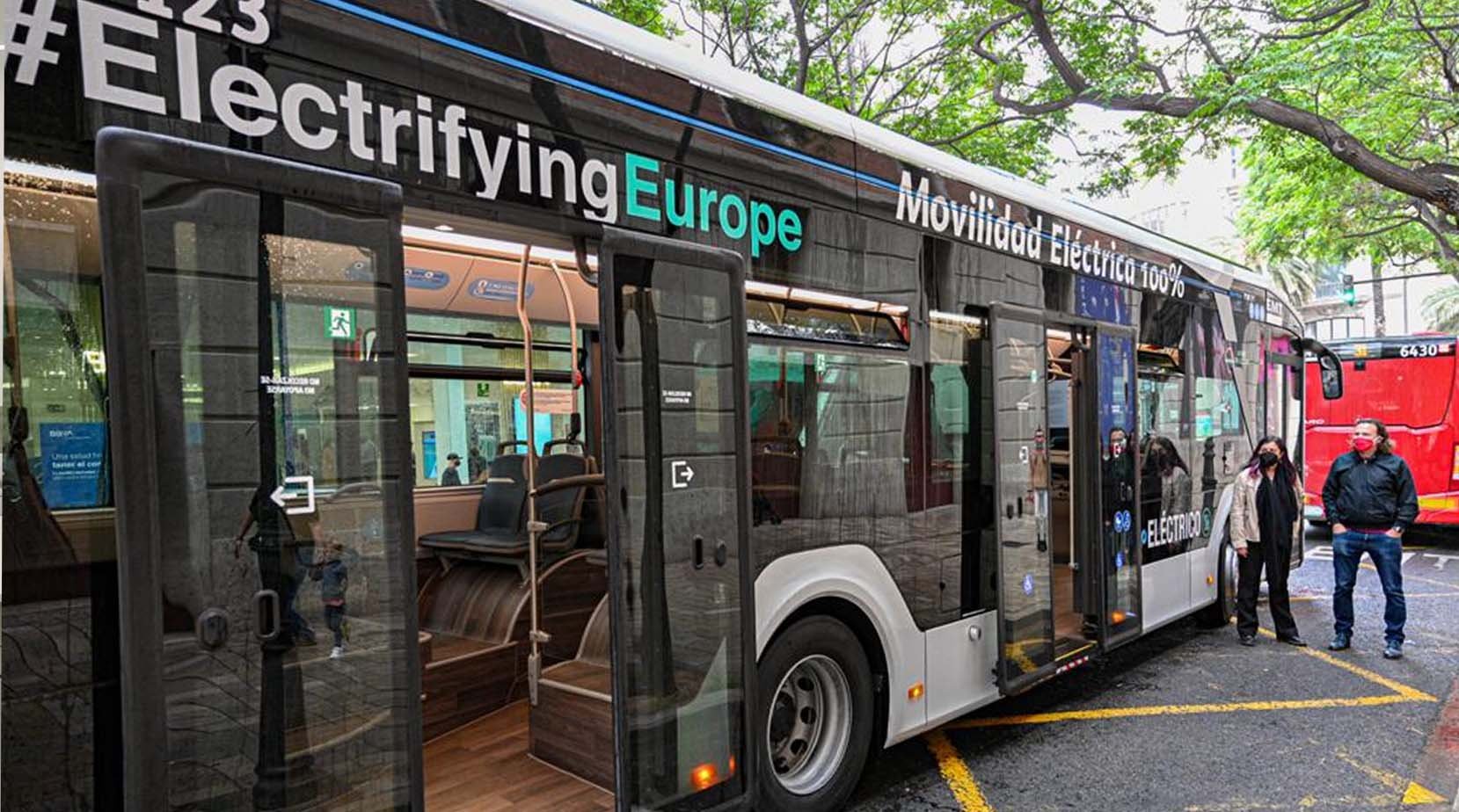 EMT Valencia Electric Bus