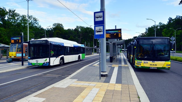 Los Angeles Council Approves 50 DASH Bus Enforcement Cameras In $3.43M Hayden AI Contract