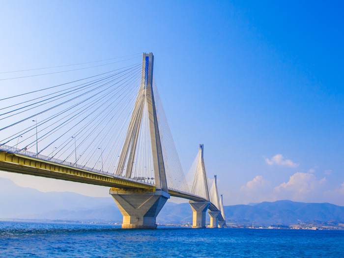 Bridge in greece being monitored by IoT sensors via 5g