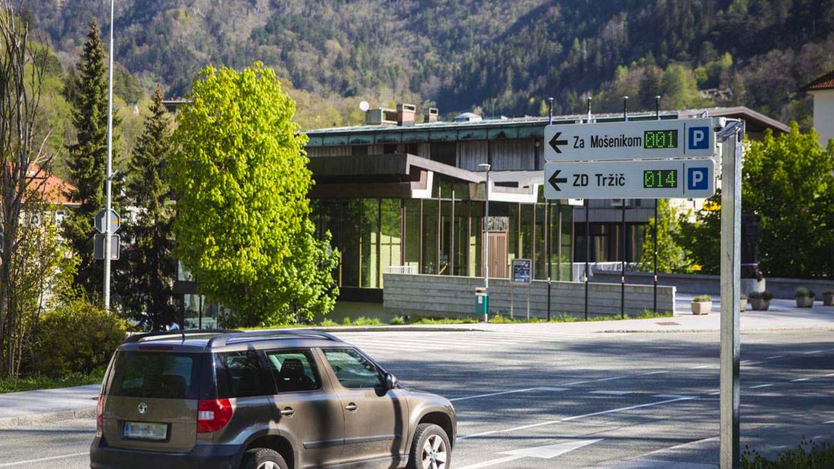 Slovenian City Transforms Parking with AI-Enabled Cameras