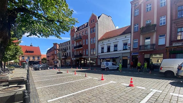 A street in the City of Ostrow Wielkopolski in Poland being fitted with smart solutions.