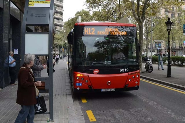 TMB Bus powered by Hayden AI Camera