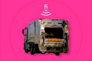 Rear view of a white waste collection truck with a Ficha logo and signal icon on a pink background.