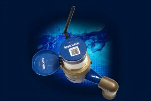 LeakLook smart water meter with an antenna and QR code mounted on a brass pipe against a blue digital water splash background.